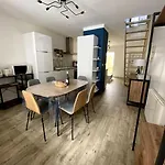 度假居 Maison Sablaise 50m Grande 莱萨布勒-多洛讷
